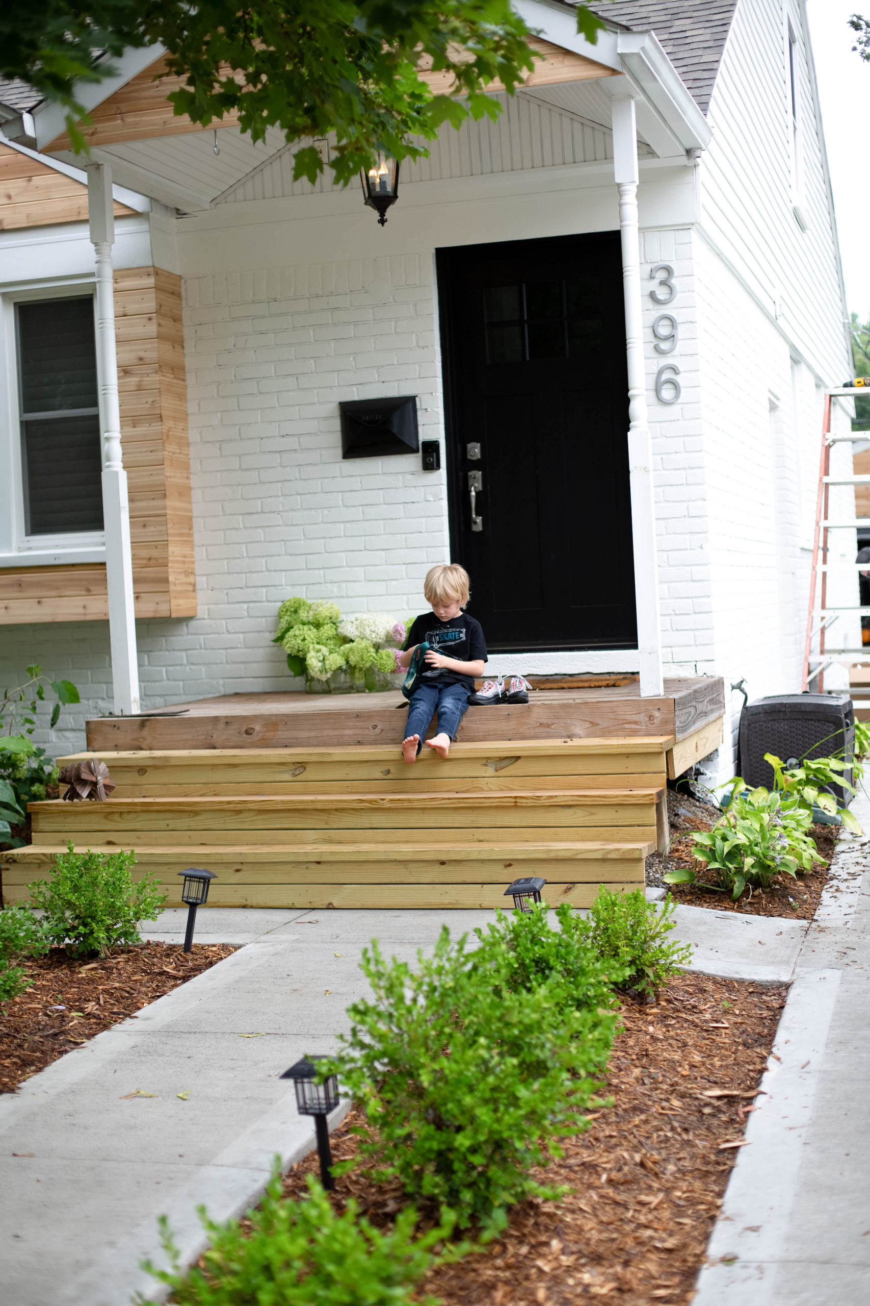 DIY how to paint brick and vinyl siding