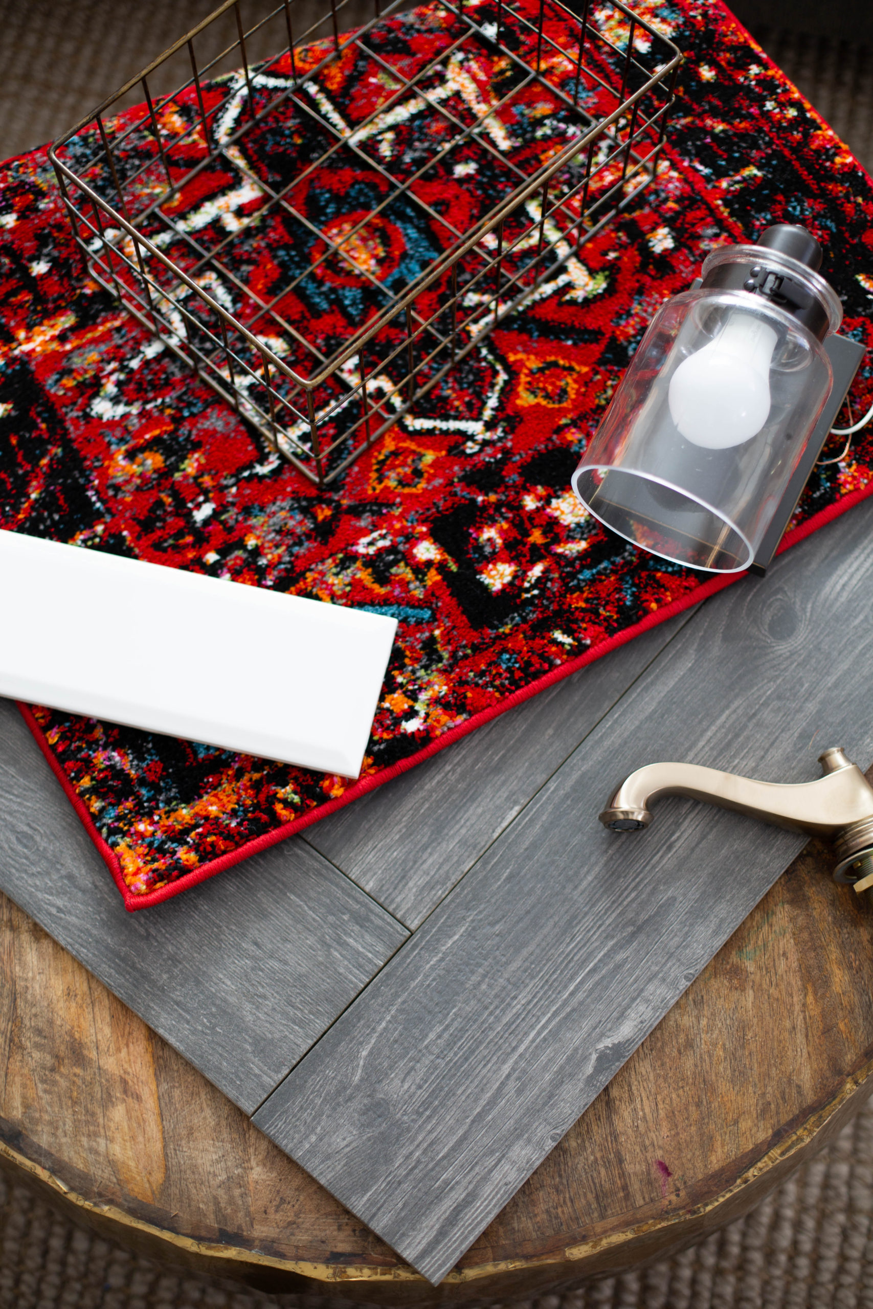 a simple upscale bathroom design