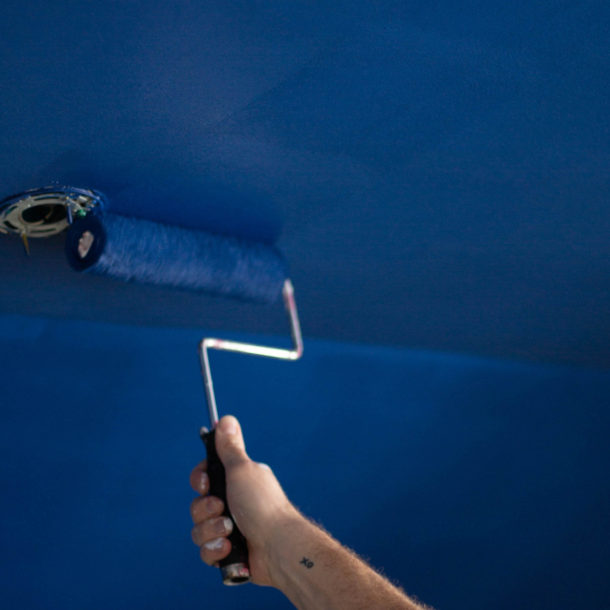 how to paint a dark ceiling