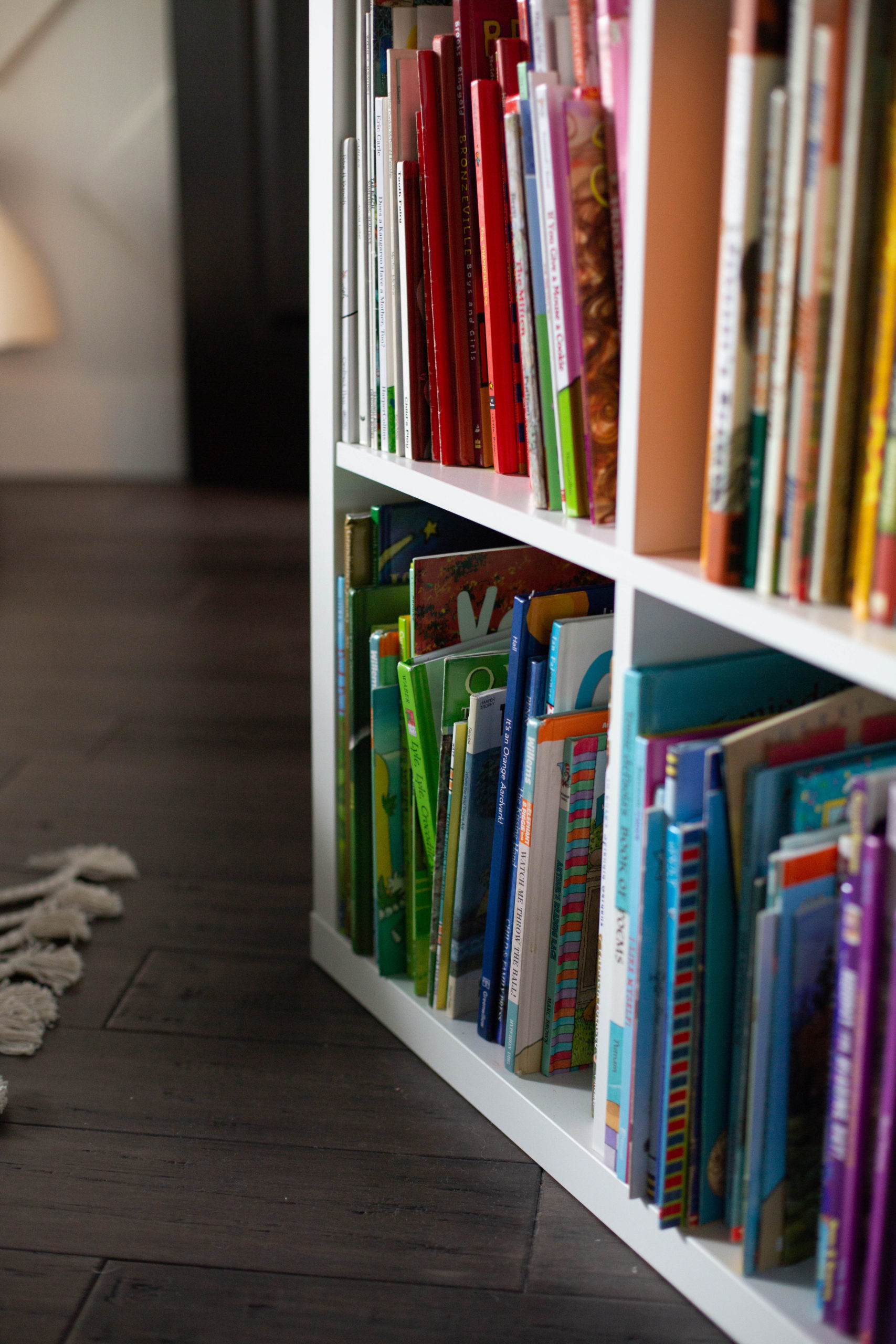 how to create a room full of color