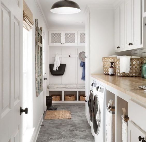 modern farmhouse entryway