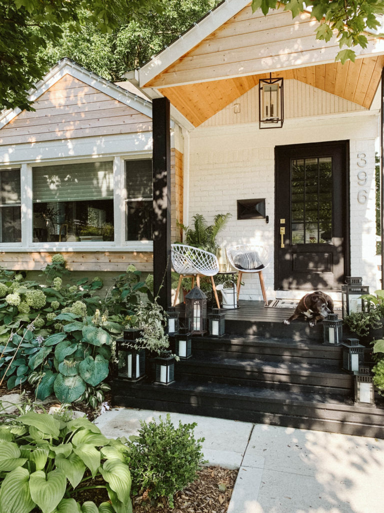 10 favorite whites from Sherwin Williams, Benjamin Moore and Behr.