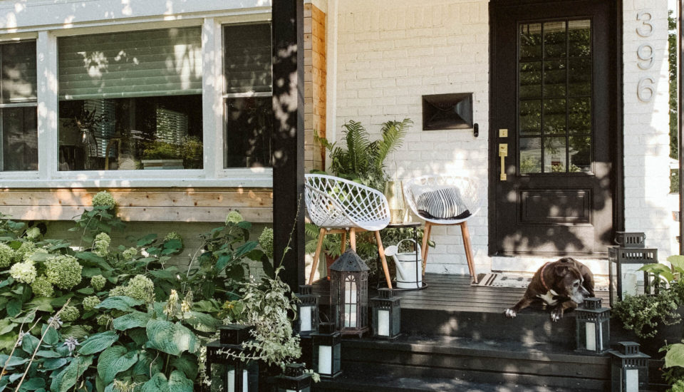 10 favorite whites from Sherwin Williams, Benjamin Moore and Behr.