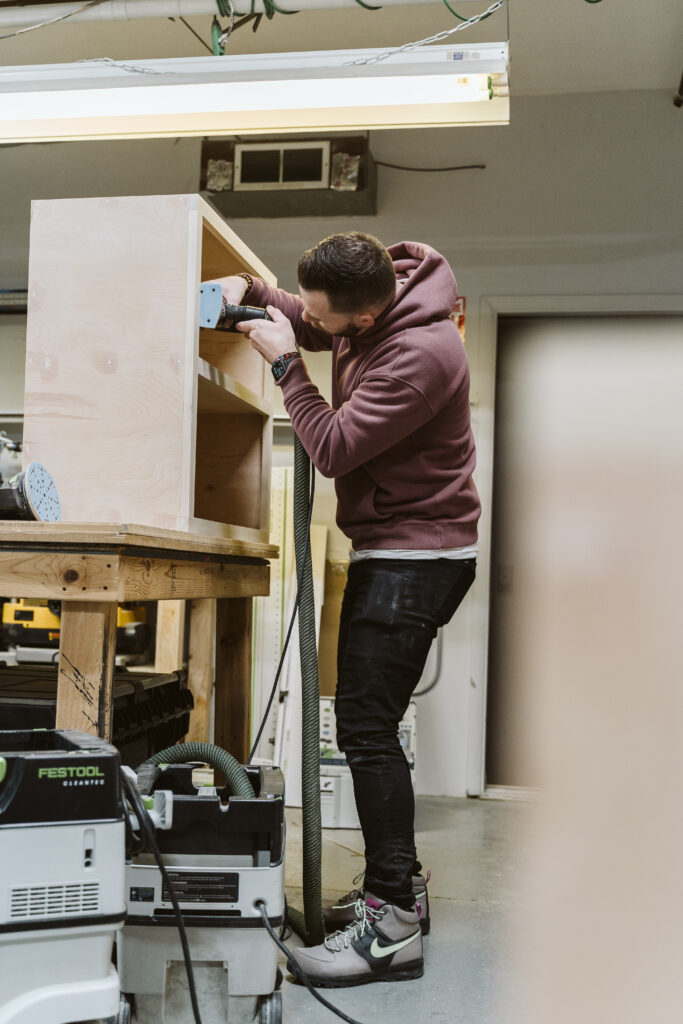 Prepare and Spray Paint Built-In Cabinets