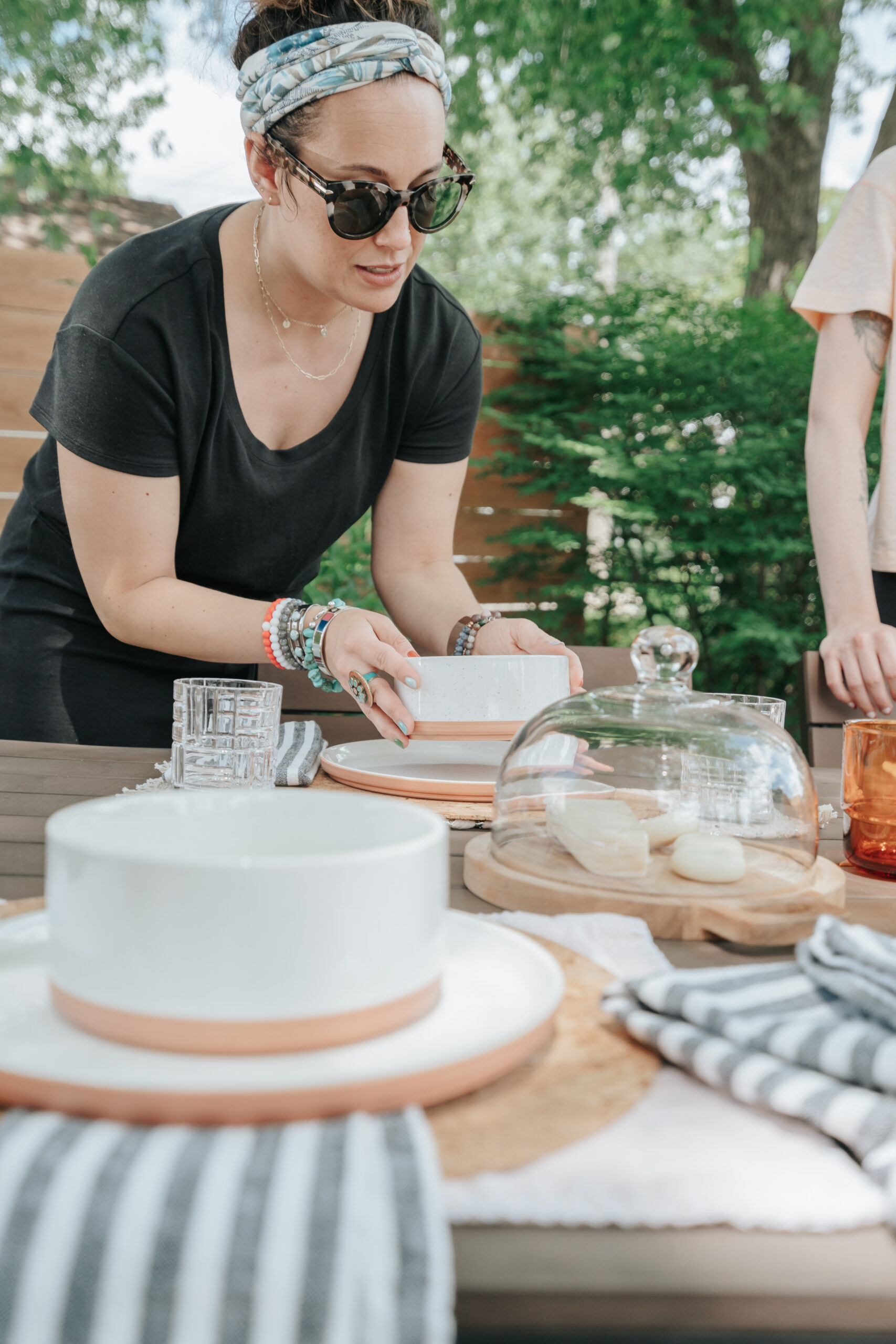 ULTIMATE OUTDOOR DINING GUIDE image 4