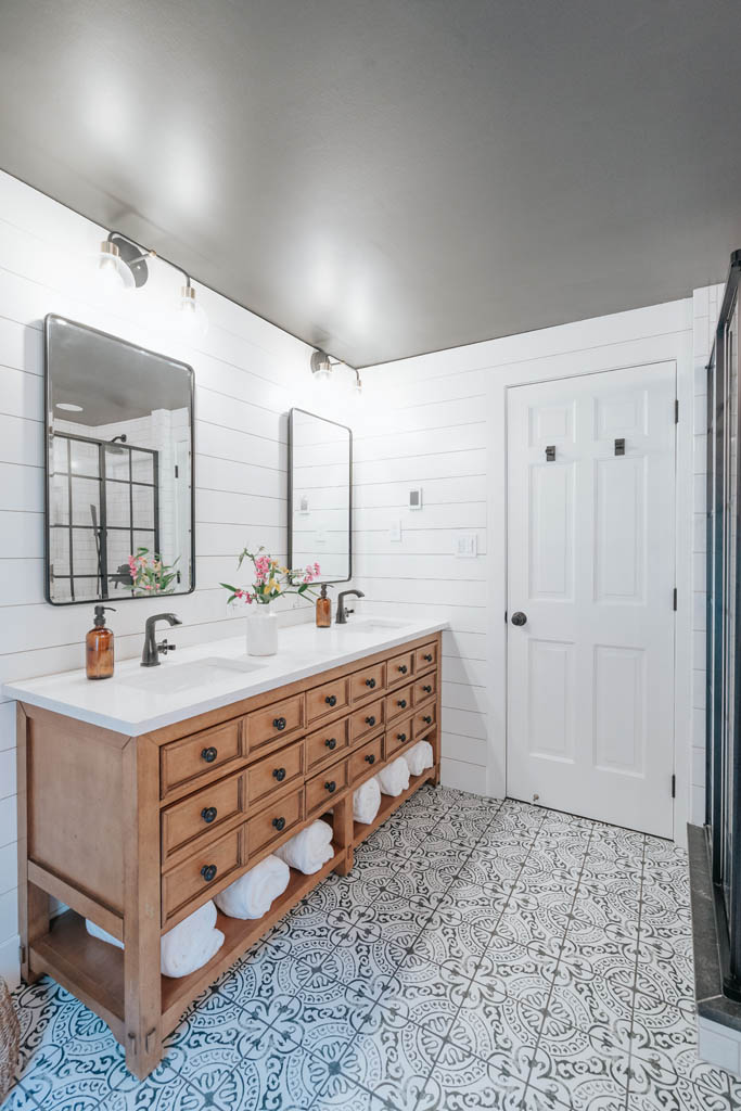 Hickory Ridge + Amherst image 5