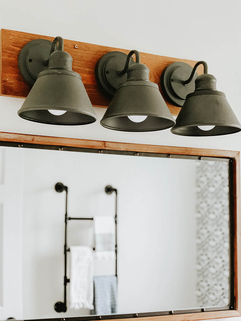 Otter + Howell image 1