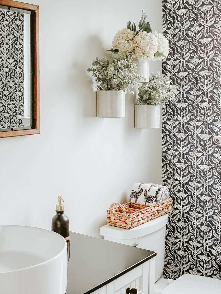 Otter + Howell image 2