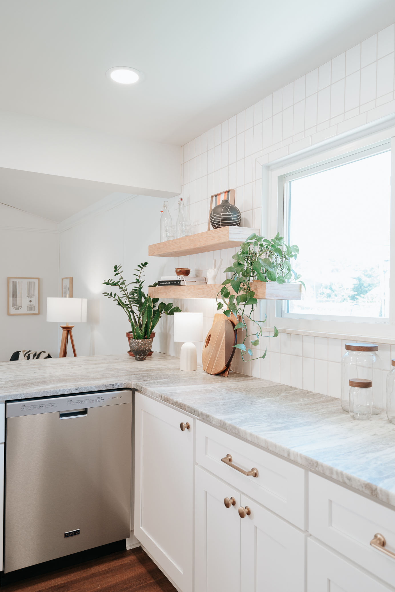 12 EASY KITCHEN STYLING TIPS image 11