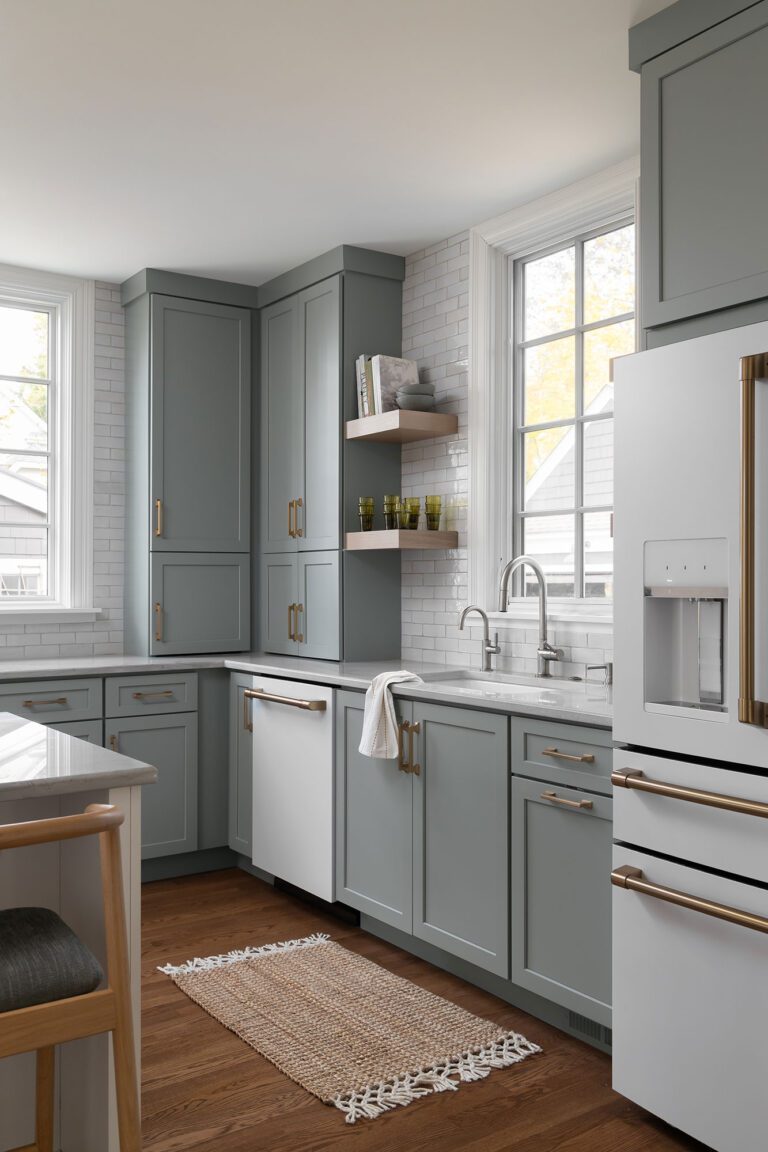 Luxury kitchen design trends for 2025 featuring white oak cabinetry and brass finishes. By following these trends, you're not just updating your kitchen—you're redefining luxury.
